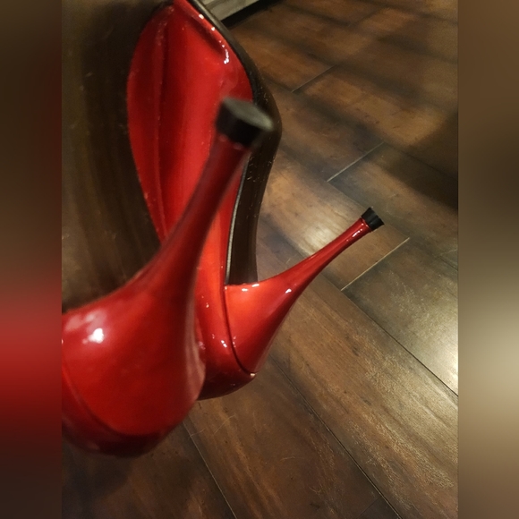 Stuart Weitzman Red peep open toe heels 7.5 - Picture 7 of 8